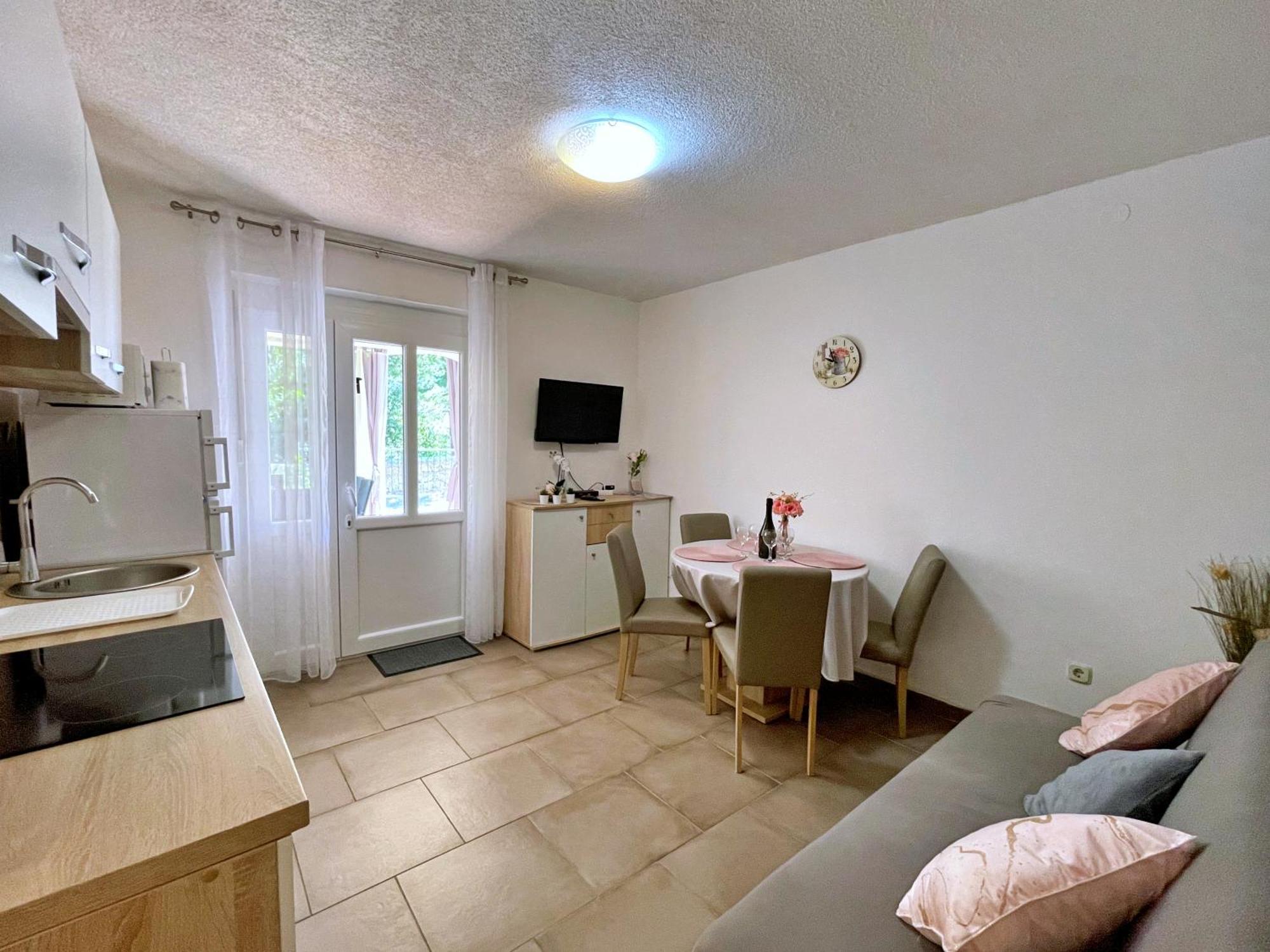 Apartment Butkovic Šilo Εξωτερικό φωτογραφία