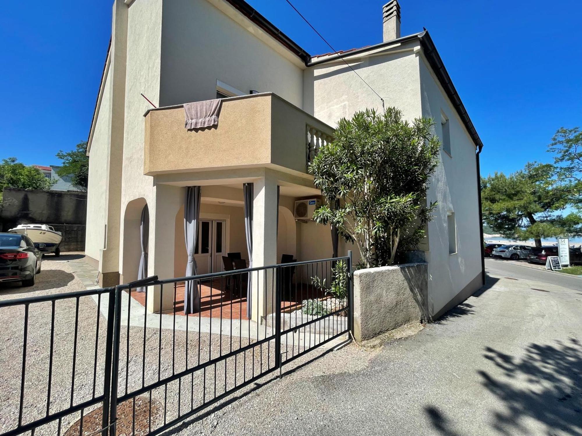 Apartment Butkovic Šilo Εξωτερικό φωτογραφία